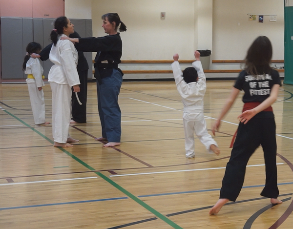 Self-defense escape techniques